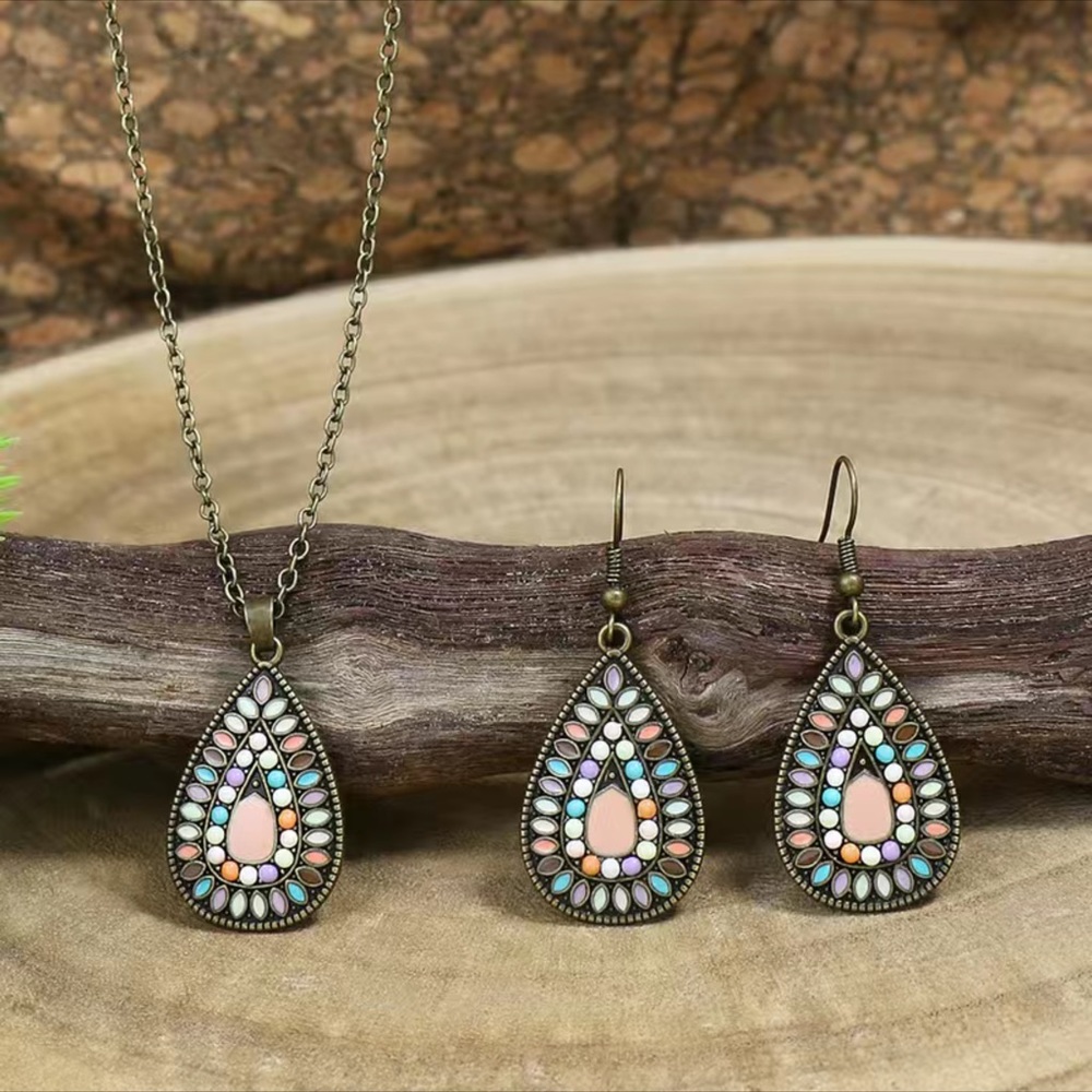 Boho Set Earrings & Necklace